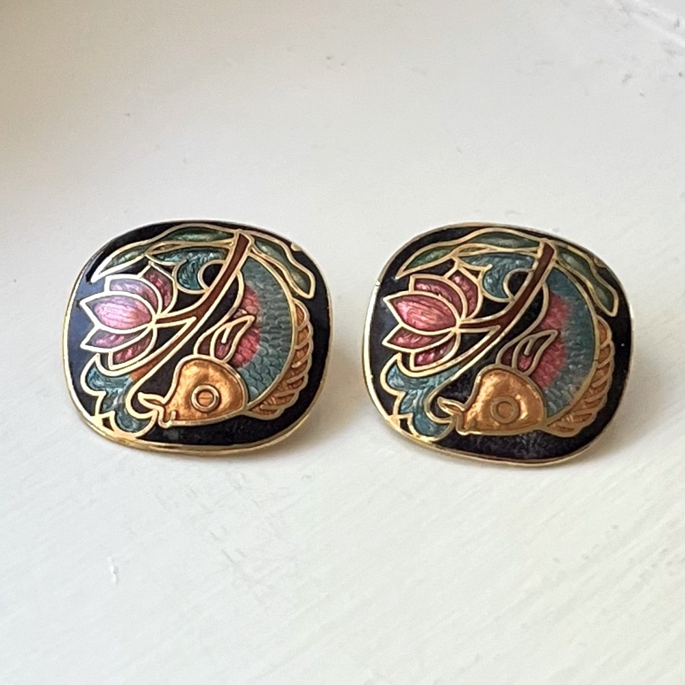 Vintage Cloisonné Earrings Tropical Flowers Fish Soft Clip On 1” - Picture 4 of 7